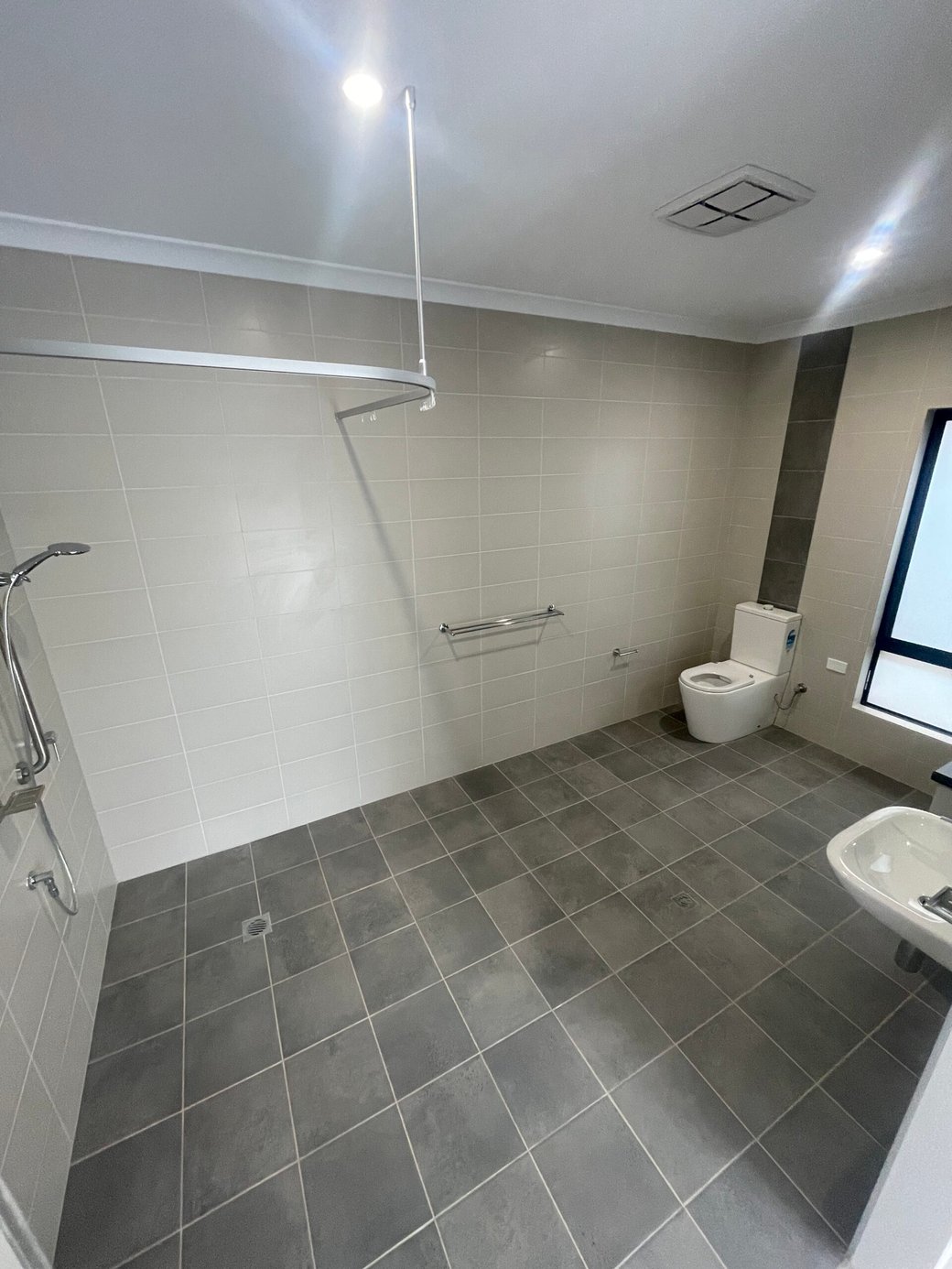 Midvale SDA House — Home image 12