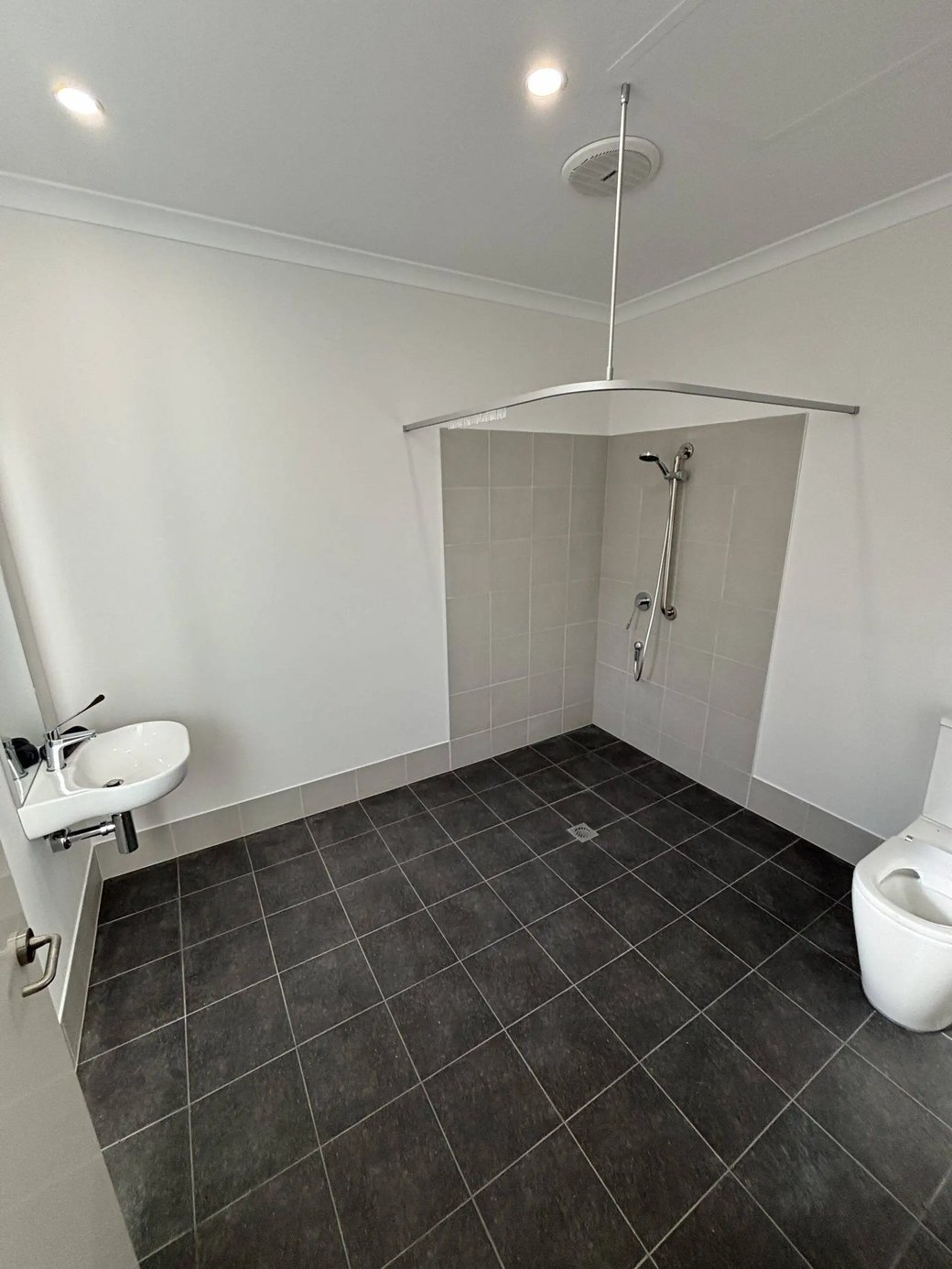 Eglinton Shared SDA House — Home image 2