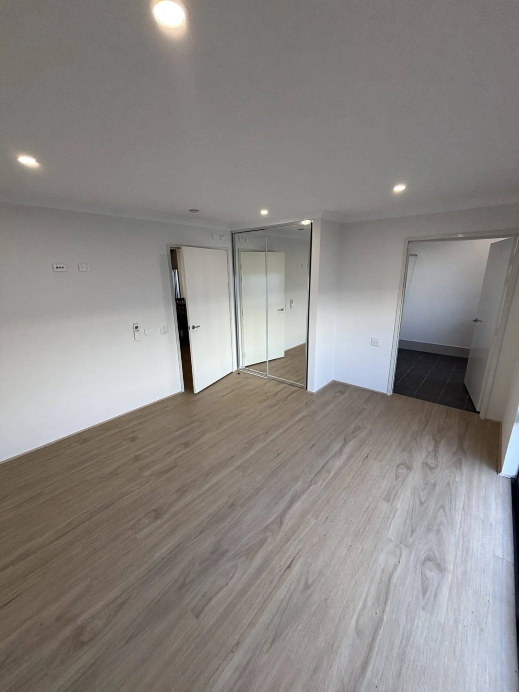 Eglinton Shared SDA House — Home image 6