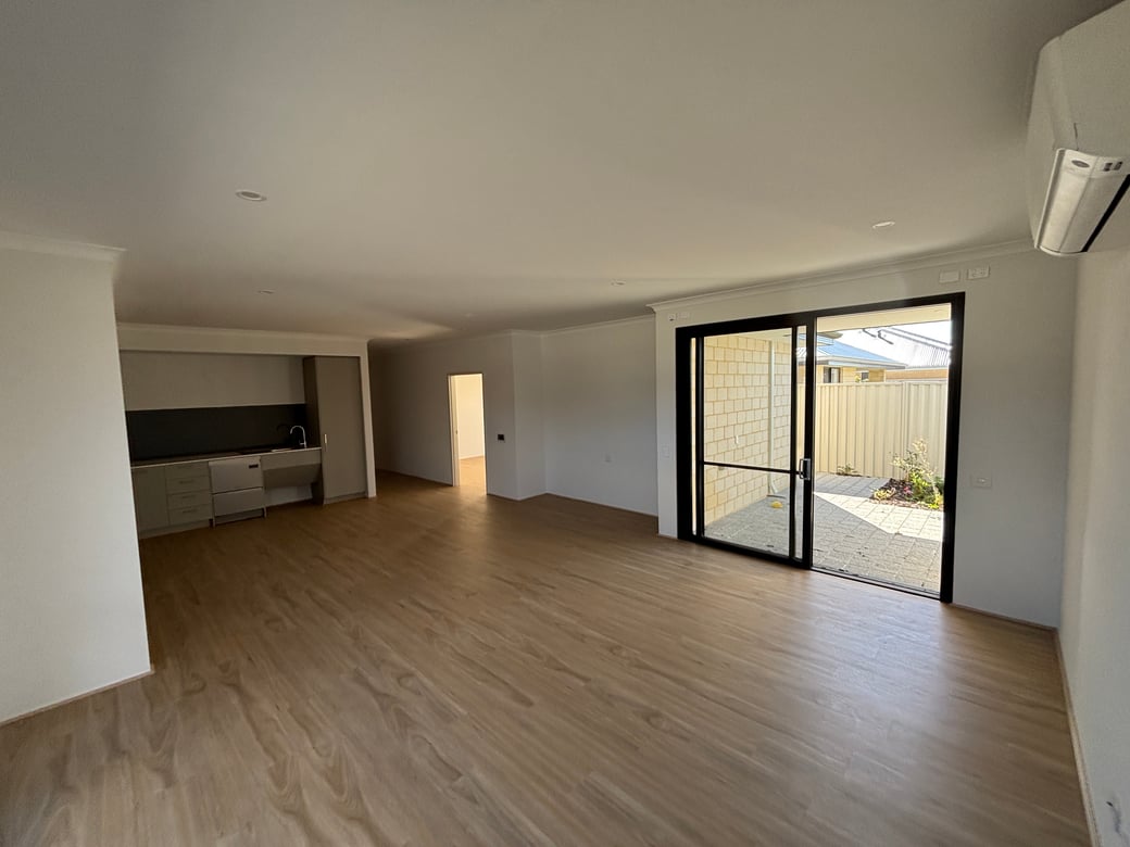 Hilbert SDA House — Home image 13