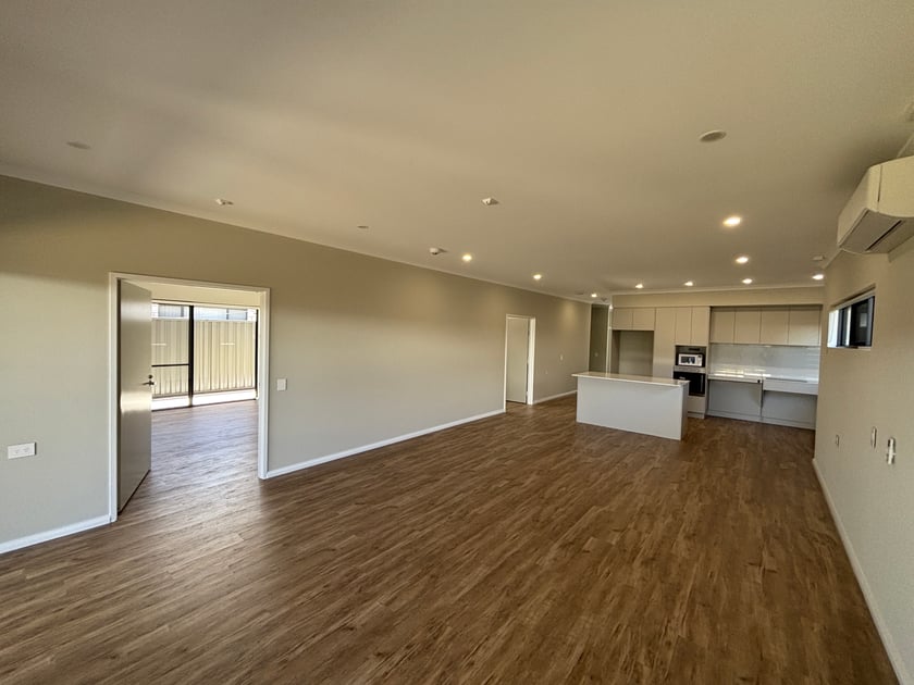 Brabham shared SDA House — Home image 9