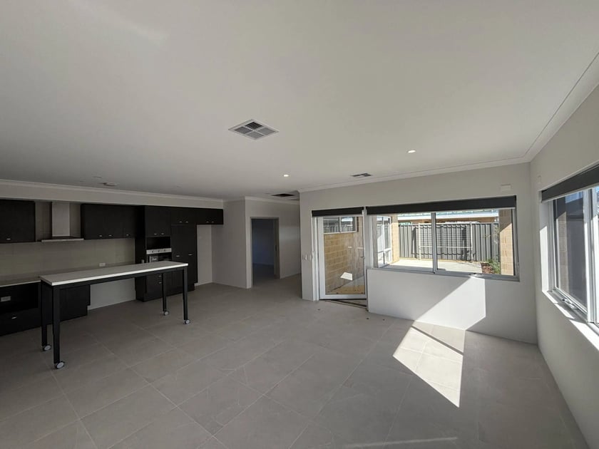 Hilbert SIL House — Home image 9
