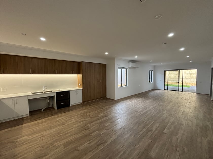 Piara Waters (Forrestdale Side) SDA House — Home image 8