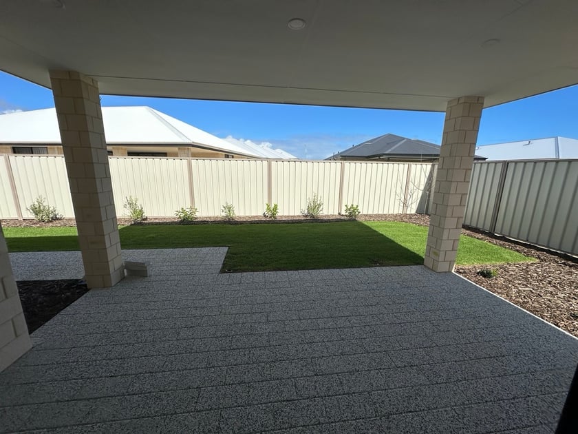 Australind SDA House — Home image 15