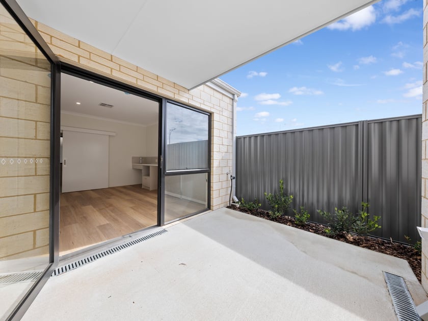 Madora Bay SDA House — Home image 27