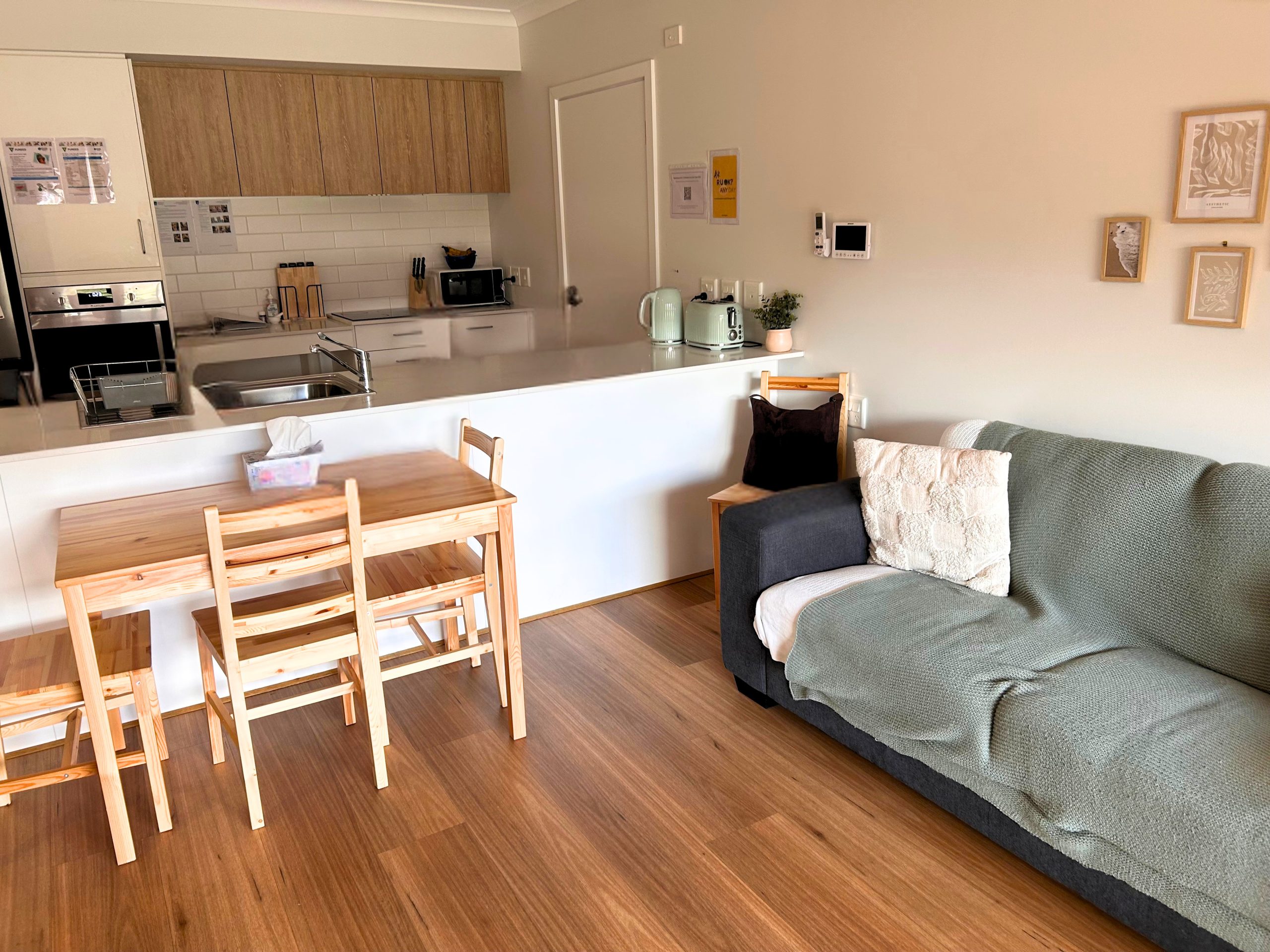 Embleton, Weir Views, VIC - HPS — Home image 5