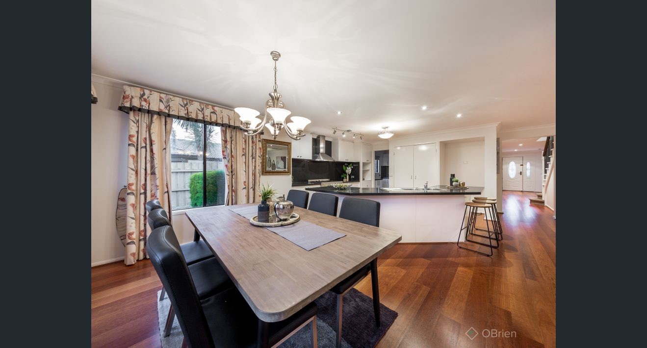 Vezlay Retreat with Only 1 Bedroom Available! — Home image 4