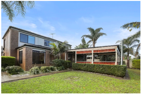 Vezlay Retreat with Only 1 Bedroom Available! — Home image 10