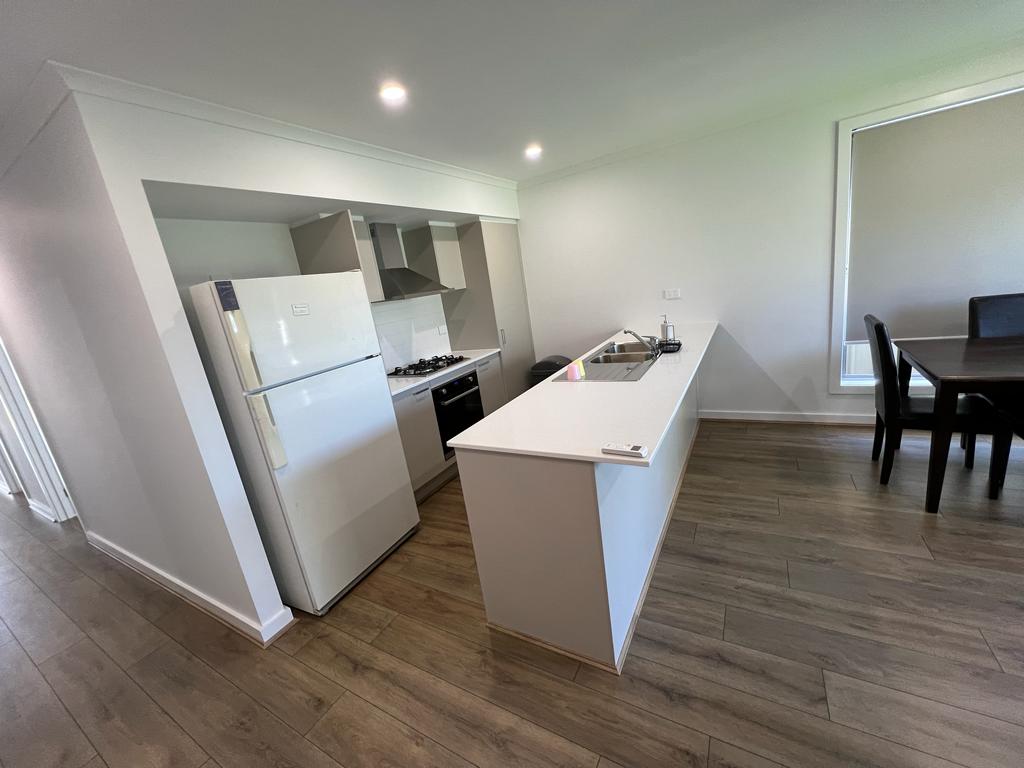 SIL/ MTA Vacancy: Newly built NDIS home in Blakeview — Home image 11