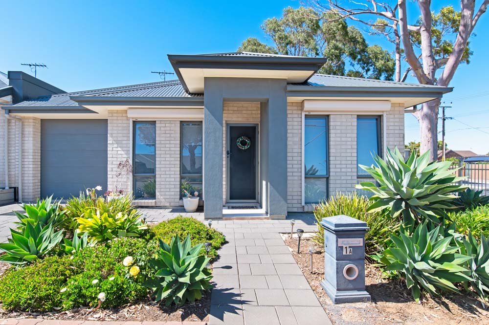 Seacliff Park - One SIL vacancy in beautiful modern home! — Home image 9