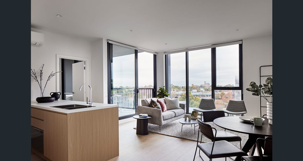 Sunshine - 2 Bedroom Spacious Luxury HPS Apartments — Home image 4