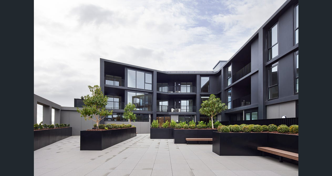 Sunshine - 2 Bedroom Spacious Luxury HPS Apartments — Home image 5