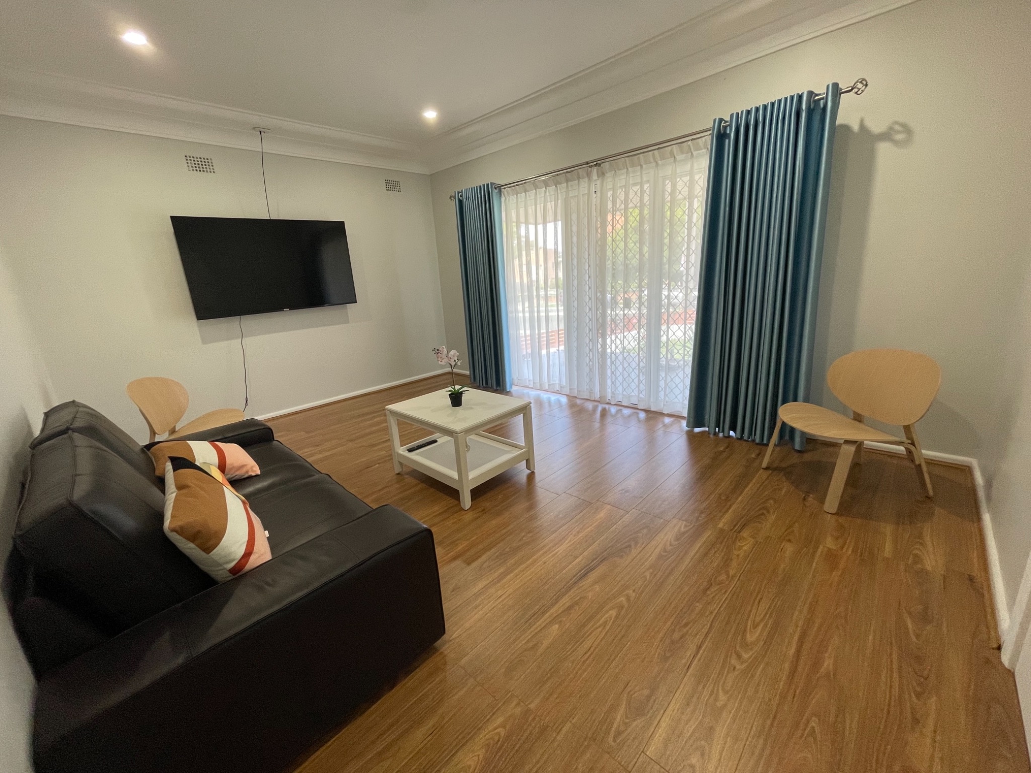 A well-presented home, purposed built for Vietnamese community — Home image 7