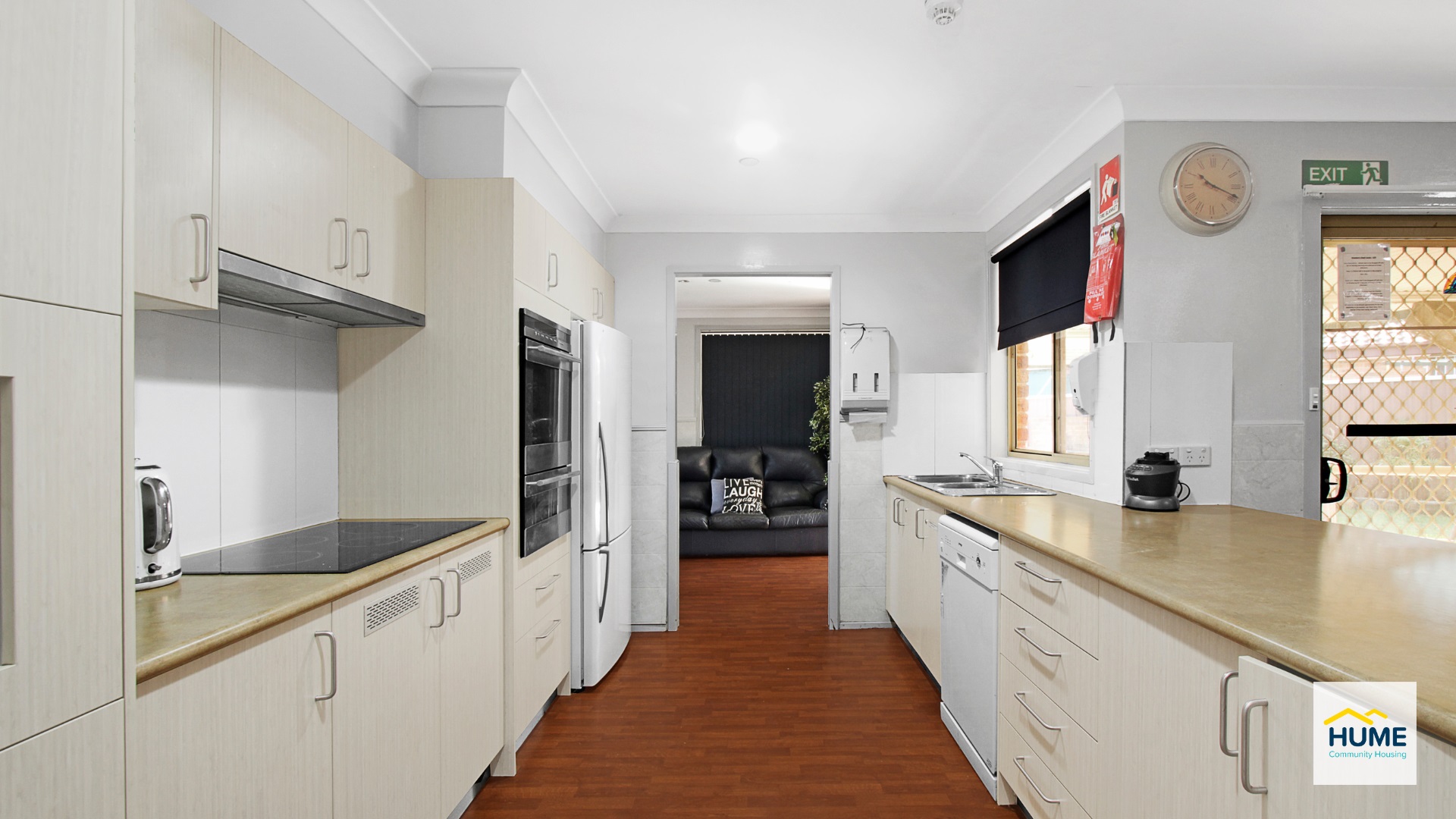 Casula – Beautiful single storey home in a prime location — Home image 3