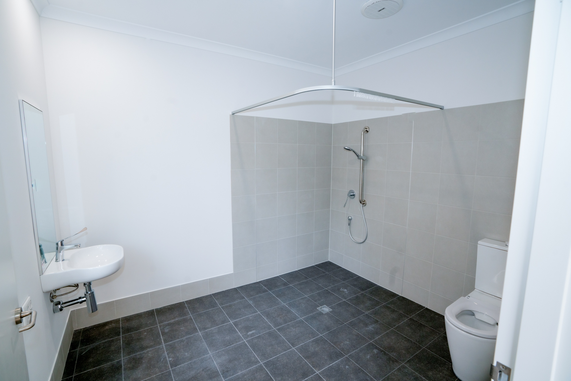 Beautiful 3 Bed Home High Physical Support (Hilbert) - Bring you own supports * — Home image 76