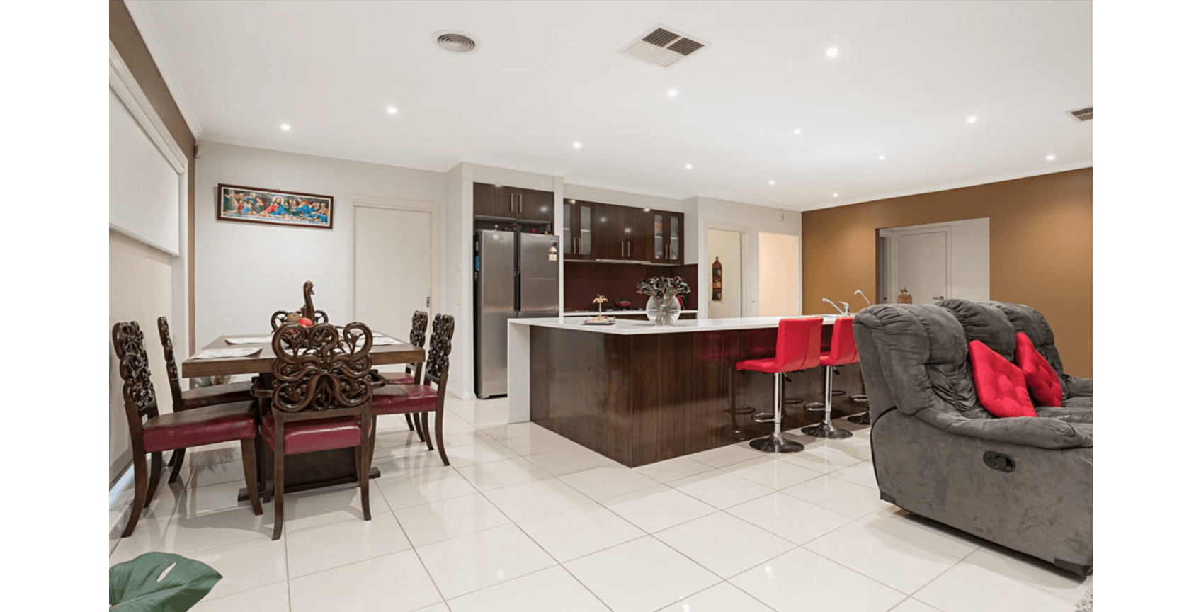 Large Modern SIL Home in Ringwood - Wheel chair Friendly — Home image 11