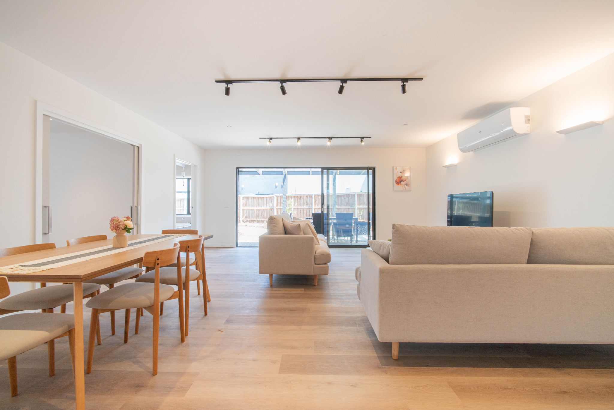 Indie Lifestyle — Home image 2