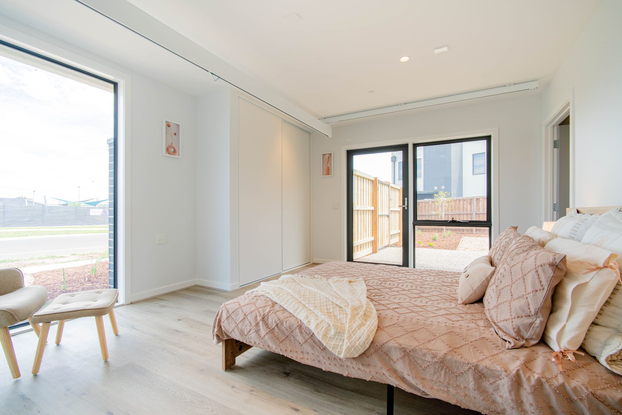 Indie Lifestyle — Home image 3