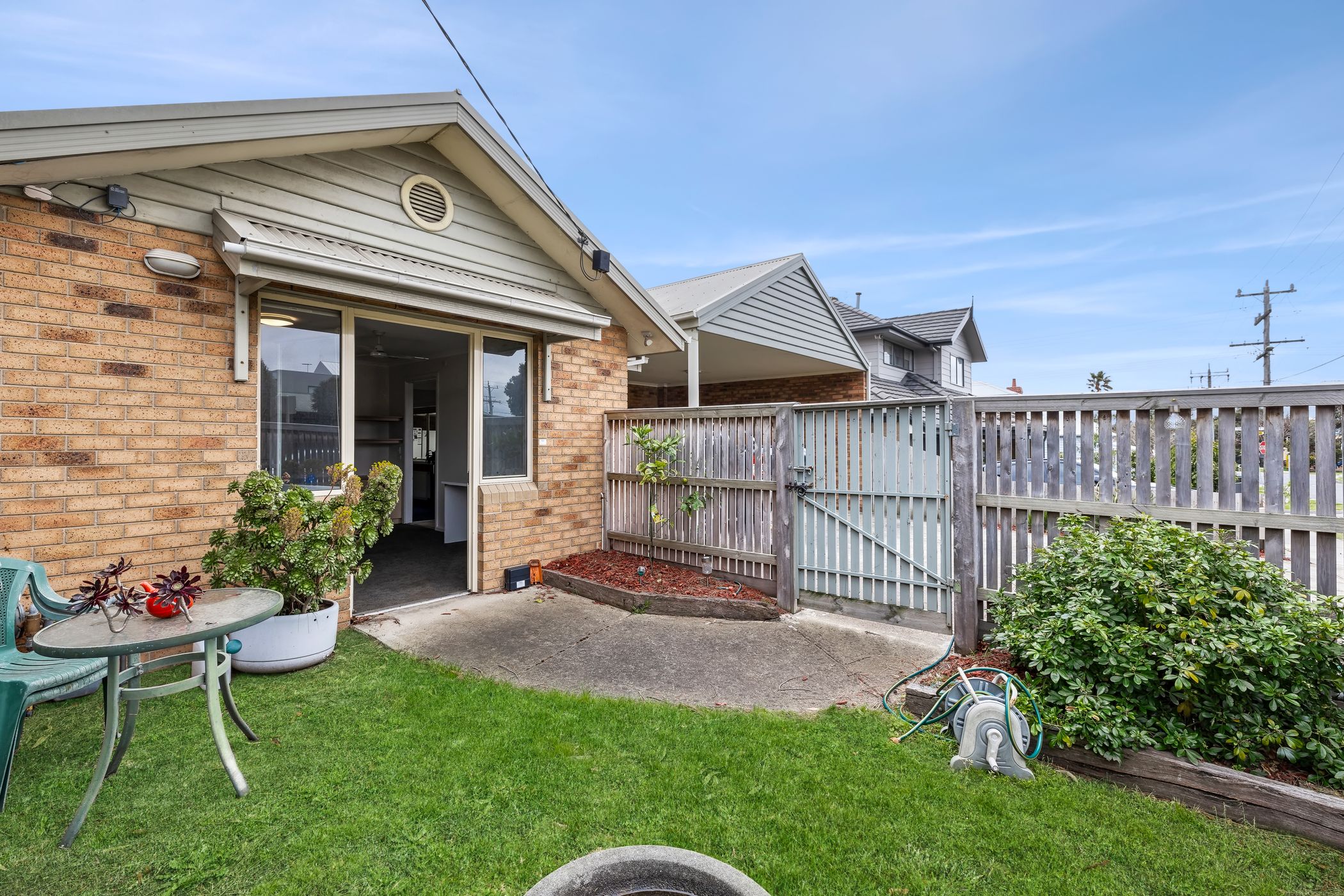 Two bedrooms available in this appealing Fully Accessible home in leafy Carrum. — Home image 4