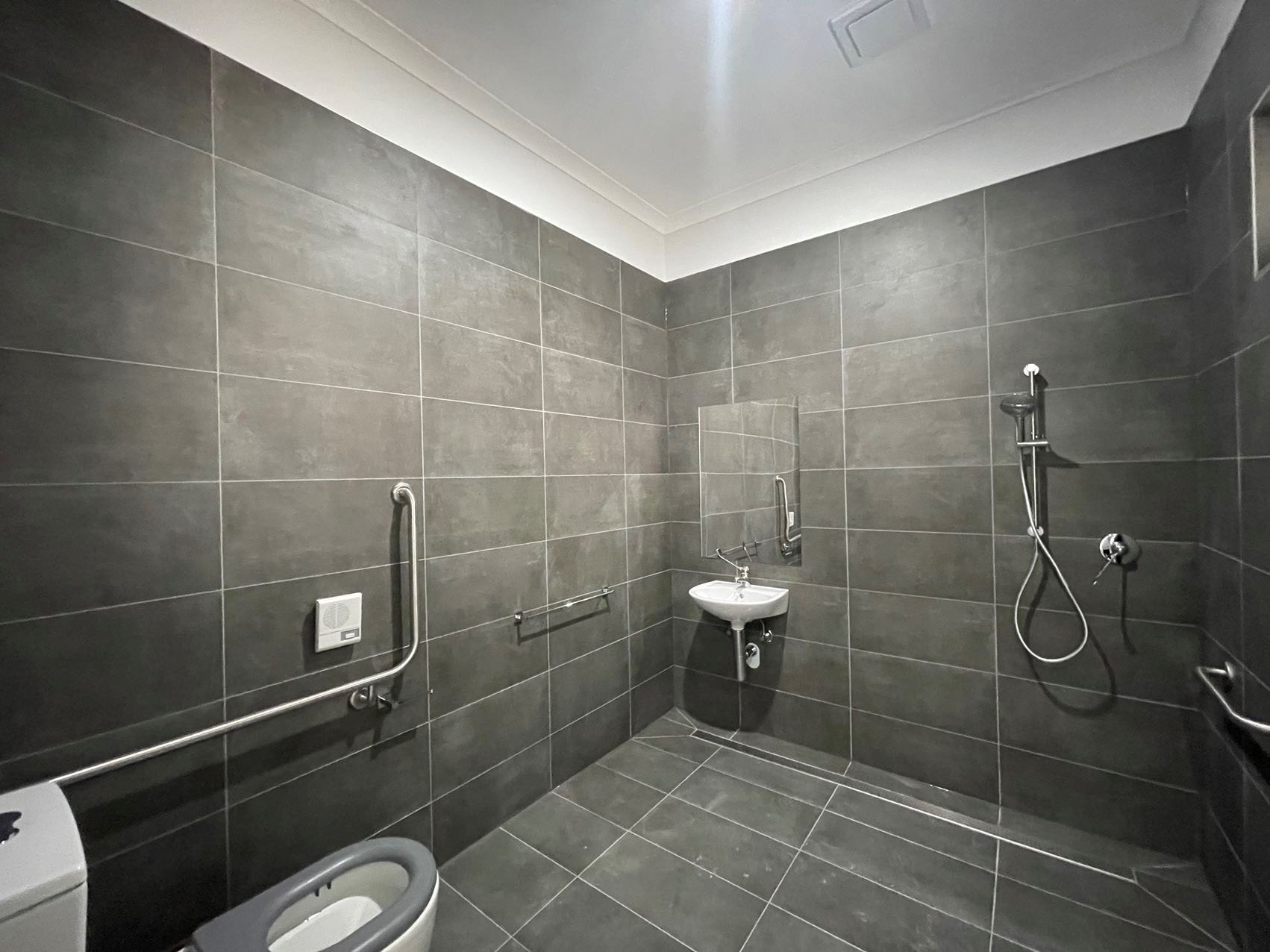 SDA Robust 2 Bedroom House plus OOA Weir Views, Vic  094 — Home image 8