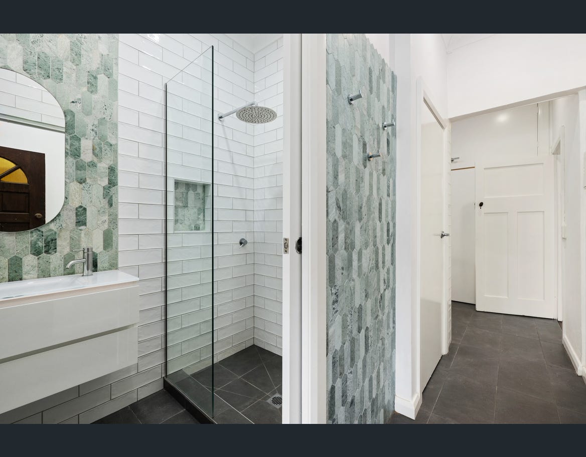 Fully Renovated Accessible Home in Sought-After North Albury – Ideal for SIL Acc — Home image 4