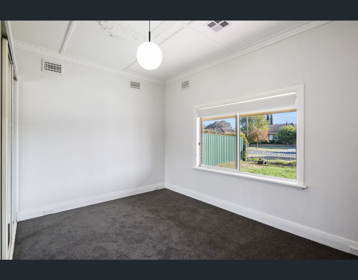 Fully Renovated Accessible Home in Sought-After North Albury – Ideal for SIL Acc — Home image 6