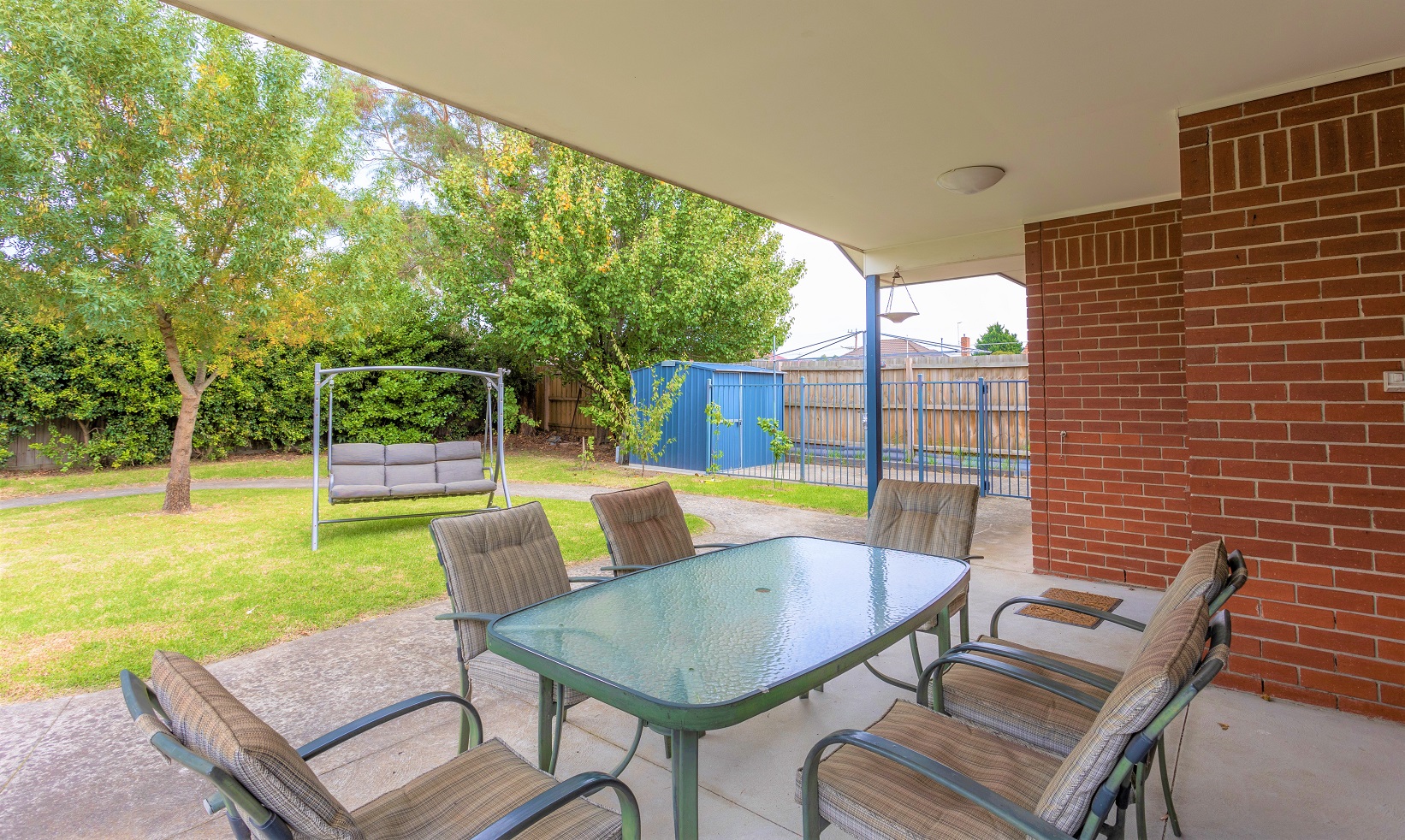 Warm and welcoming home in Springvale — Home image 8
