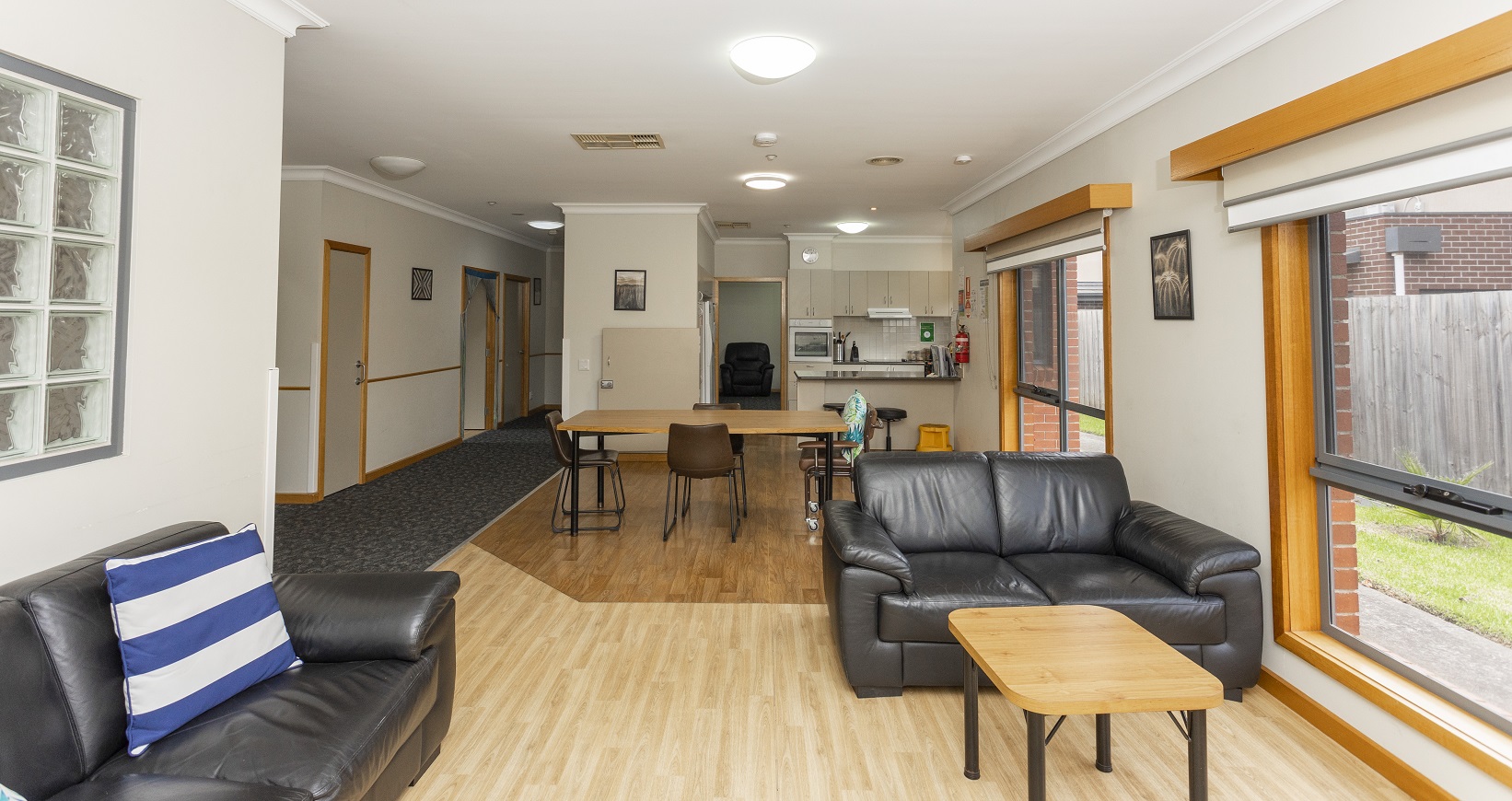 Warm and welcoming home in Springvale — Home image 9
