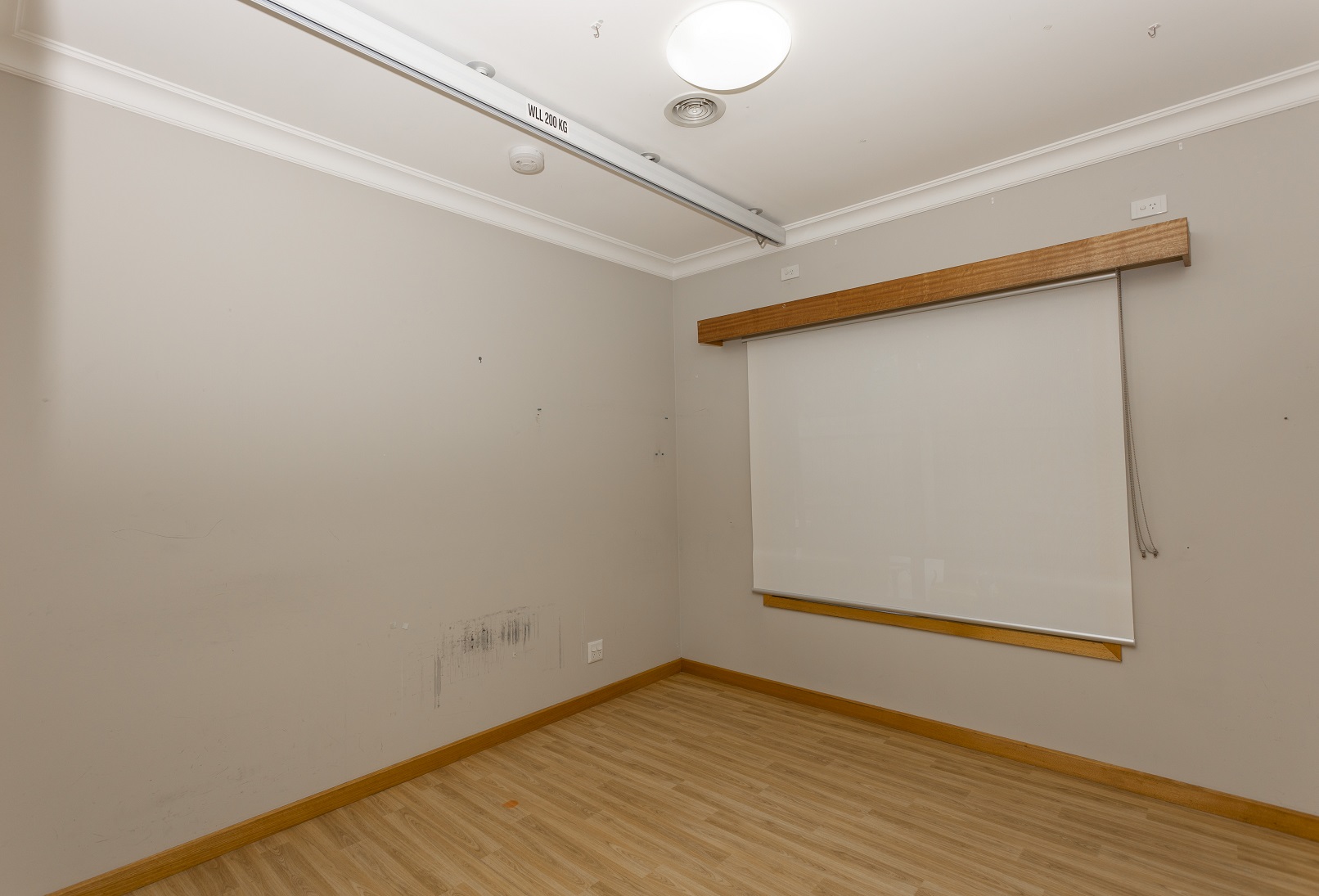 Warm and welcoming home in Springvale — Home image 10