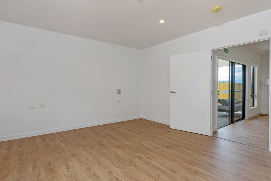 High physical support home in Old beach  2+ OOA Immediately available — Home image 4