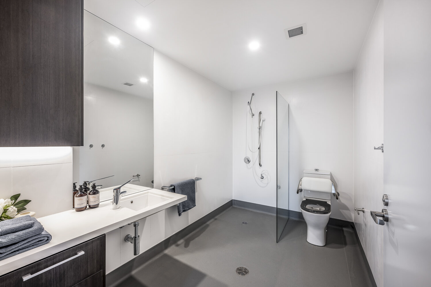 1 Bedroom Apartments, Caboolture — Home image 2
