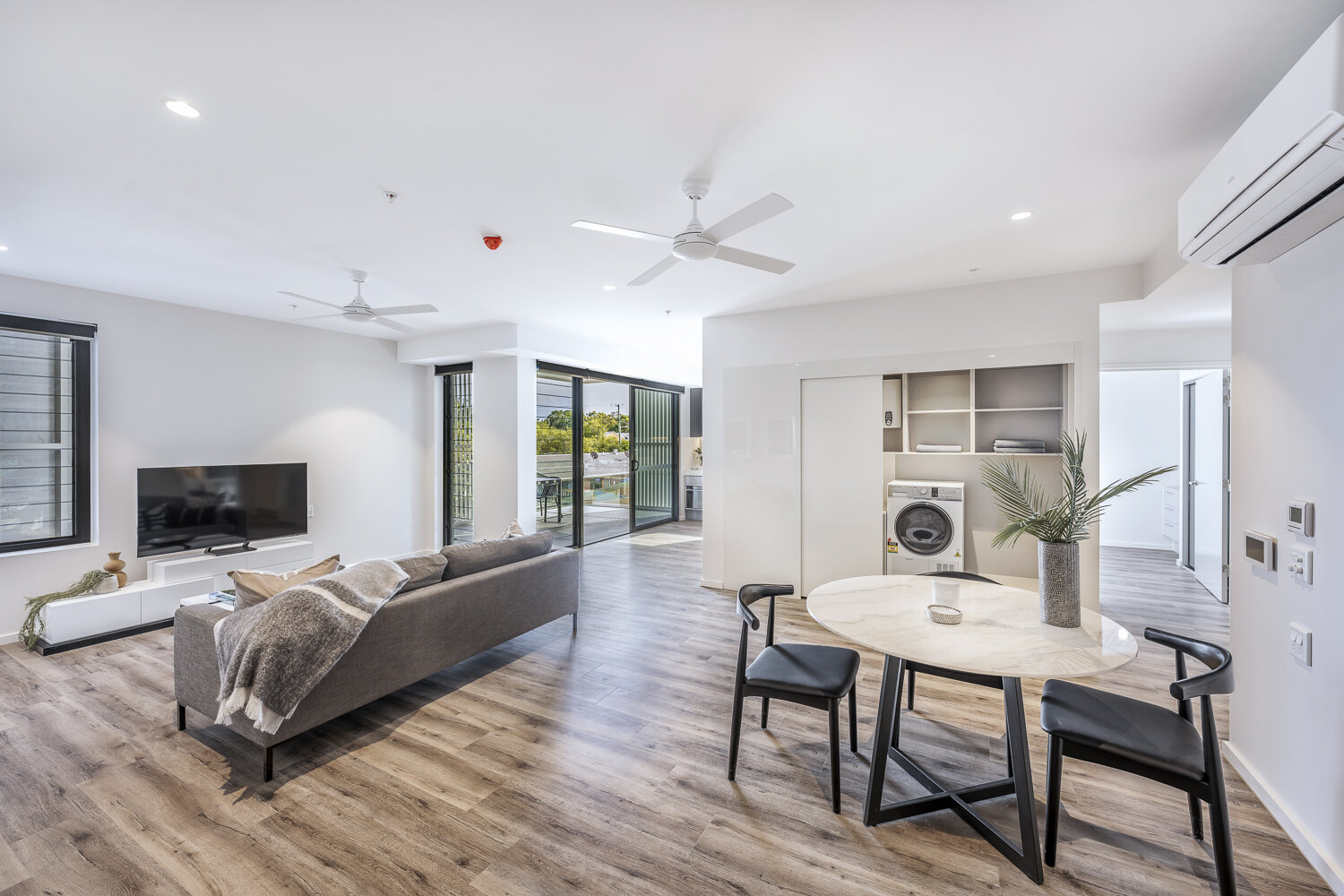 1 Bedroom Apartments, Caboolture — Home image 3