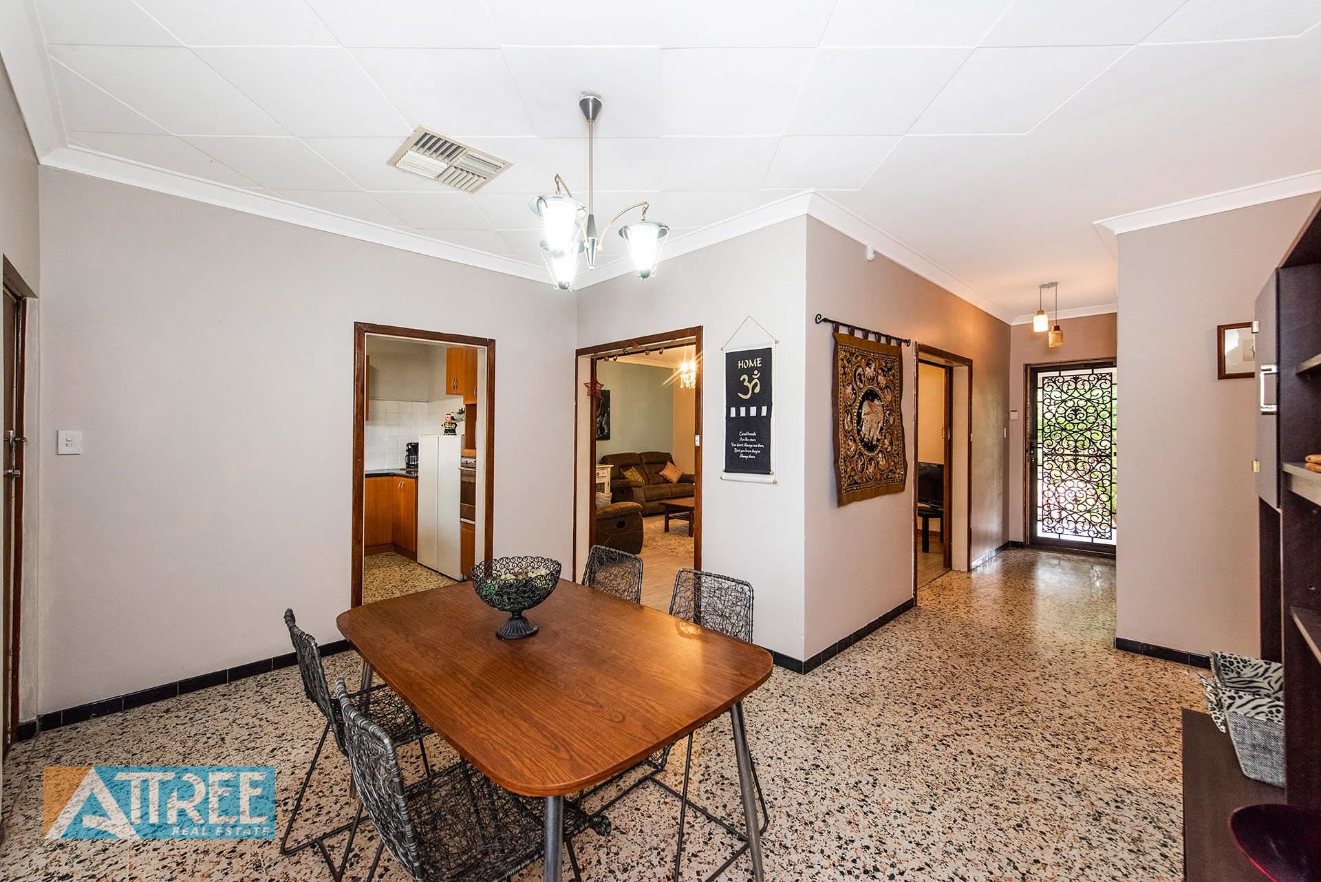 Sil Avilable — Home image 2