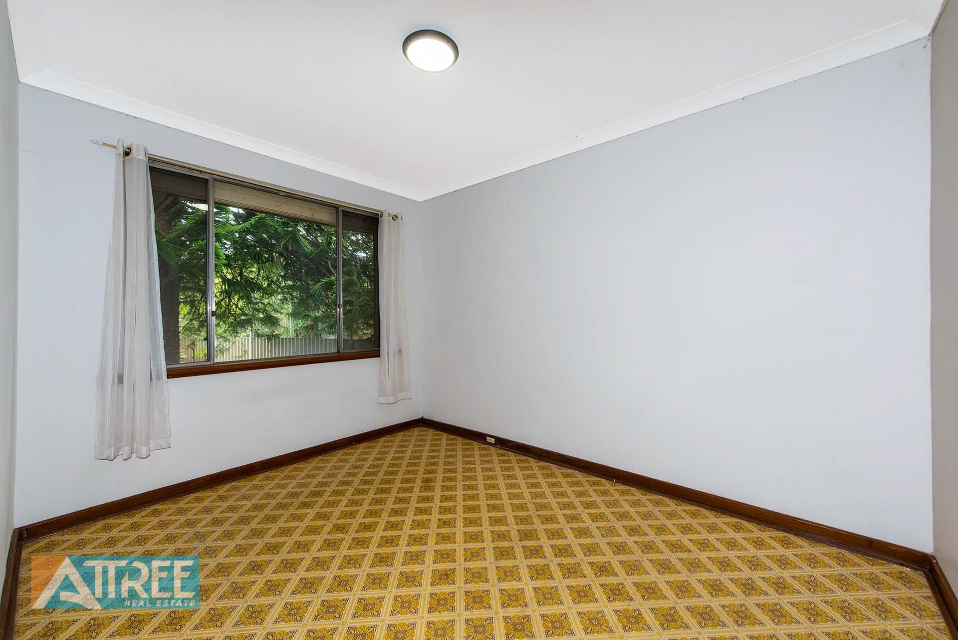 Sil Avilable — Home image 5