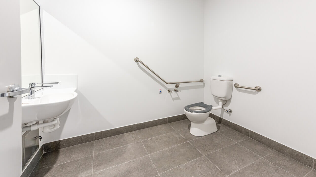 Enjoy Relaxed Living in Norman Gardens, Rockhampton — Home image 7