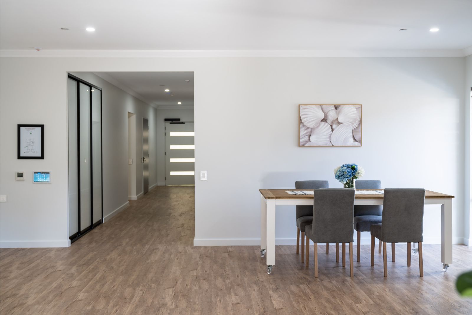 Spacious Luxury Award Winning Home with Overnight Support Disability Accommodation — Home image 7