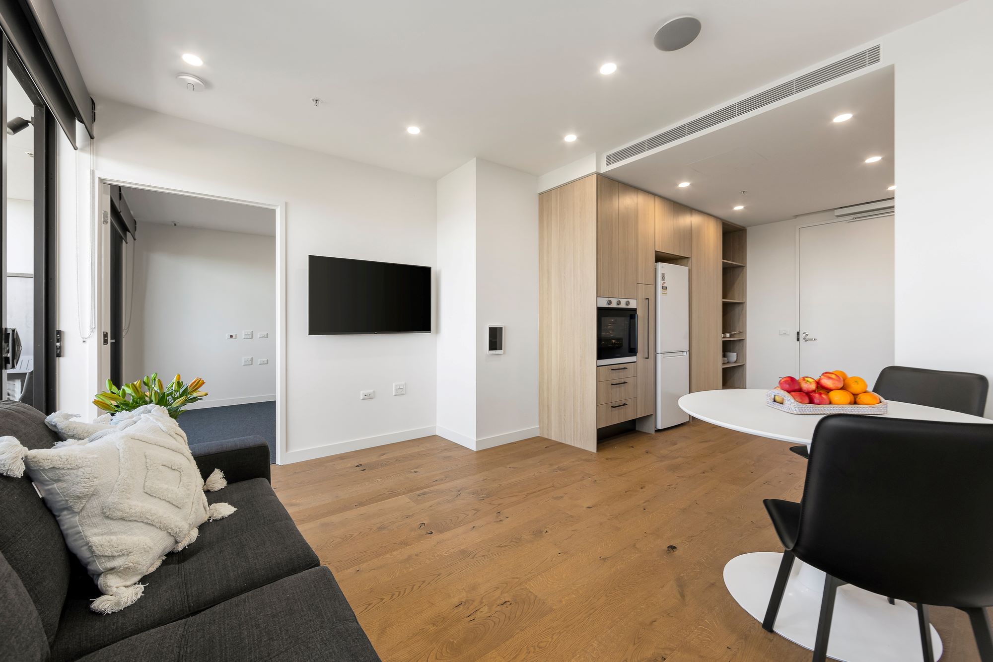 Esen, Maribyrnong - SDA - High Physical Support & Fully Accessible — Home image 3