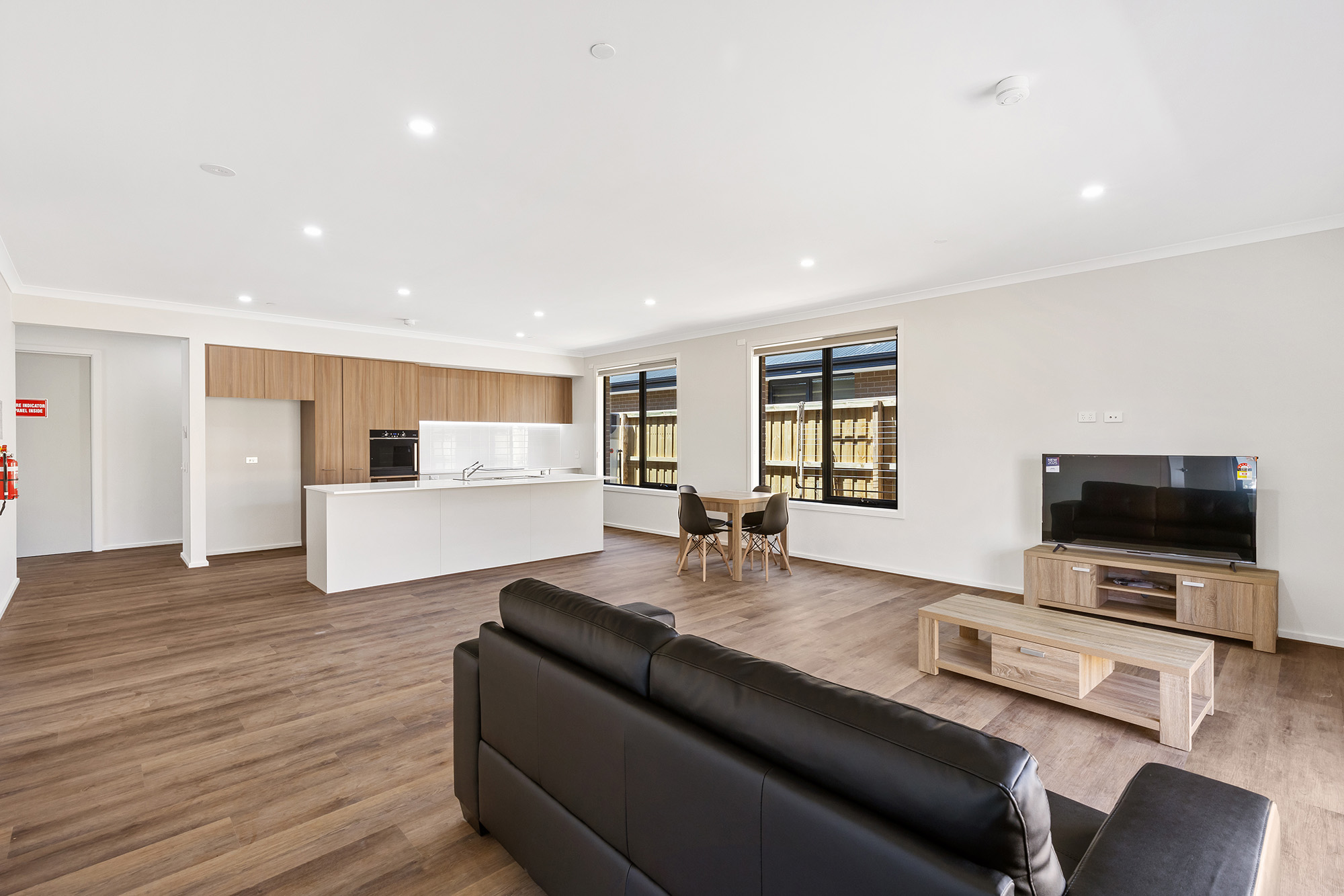 Move in by July! 2 Bed High Physical Support House in Moorabbin — Home image 2