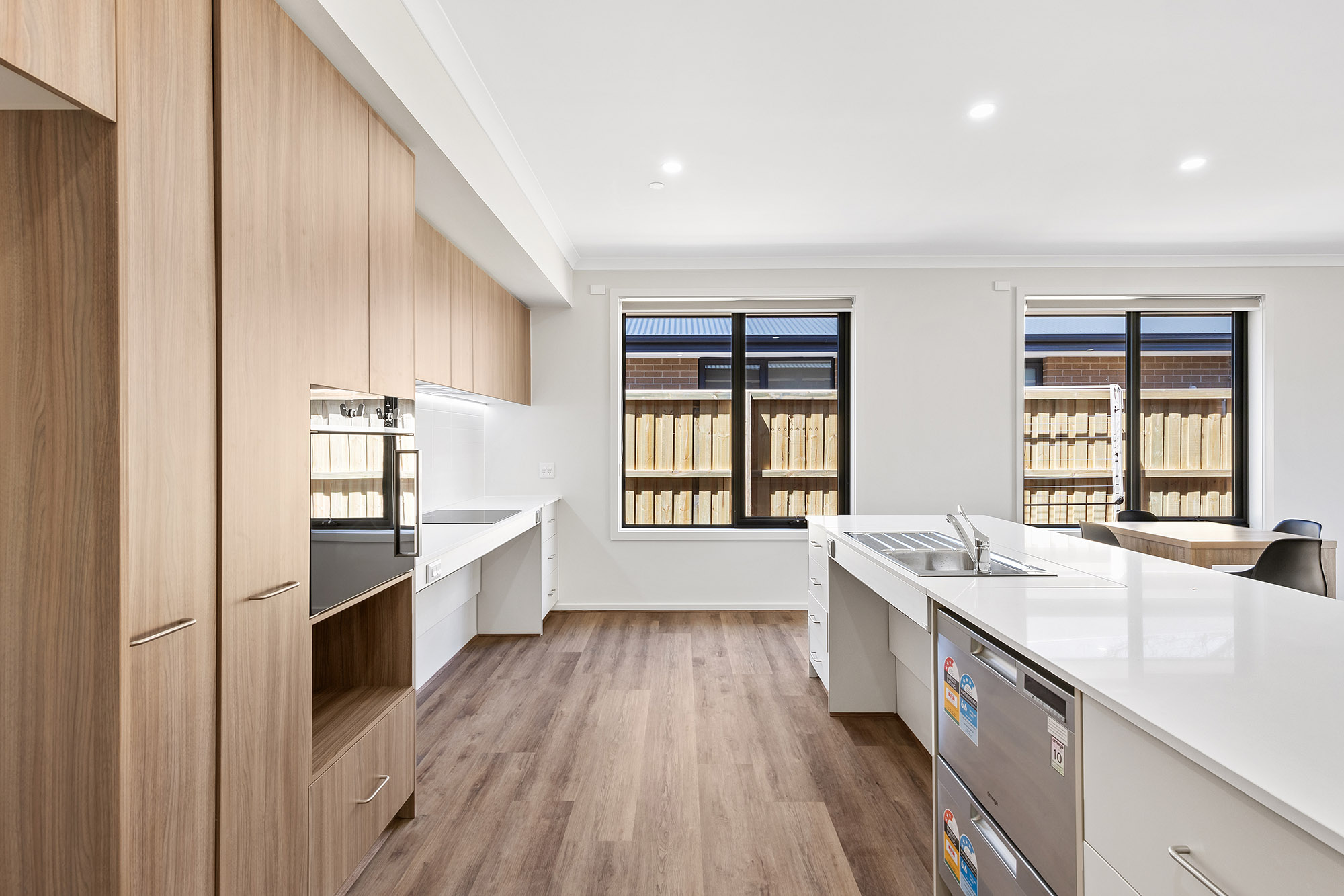 Move in by July! 2 Bed High Physical Support House in Moorabbin — Home image 4