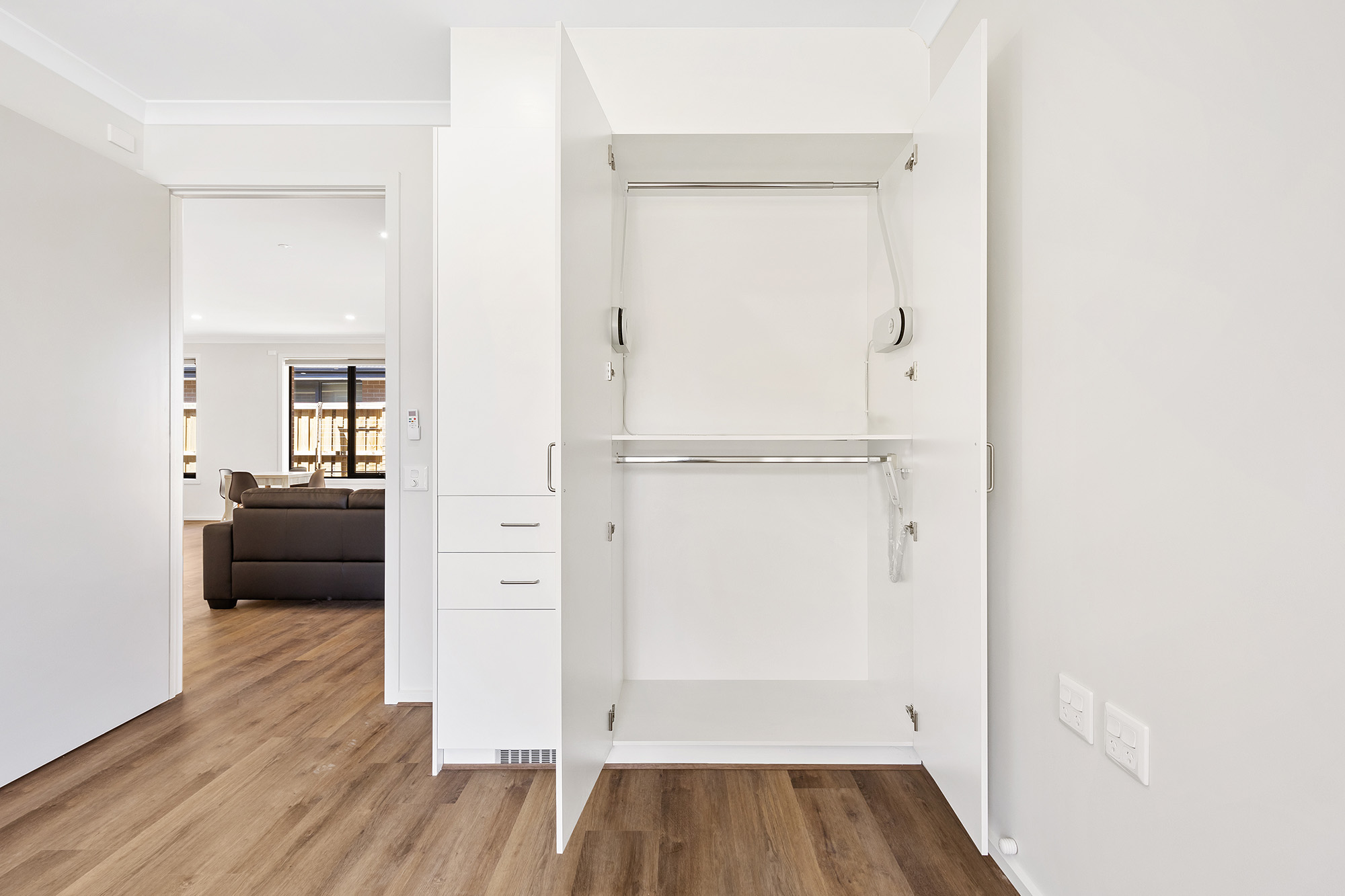 Move in by July! 2 Bed High Physical Support House in Moorabbin — Home image 10