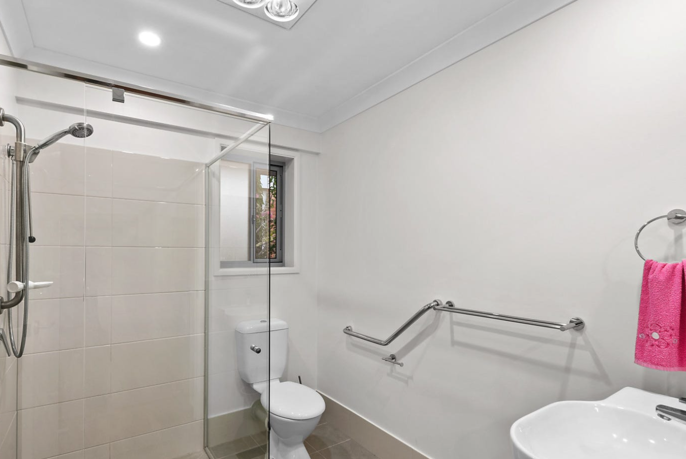 Sunnybank Hills — Home image 6