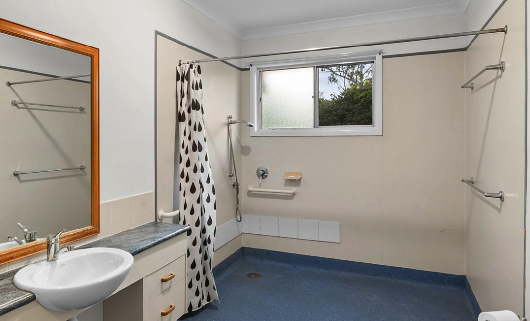 Sunnybank Hills — Home image 7