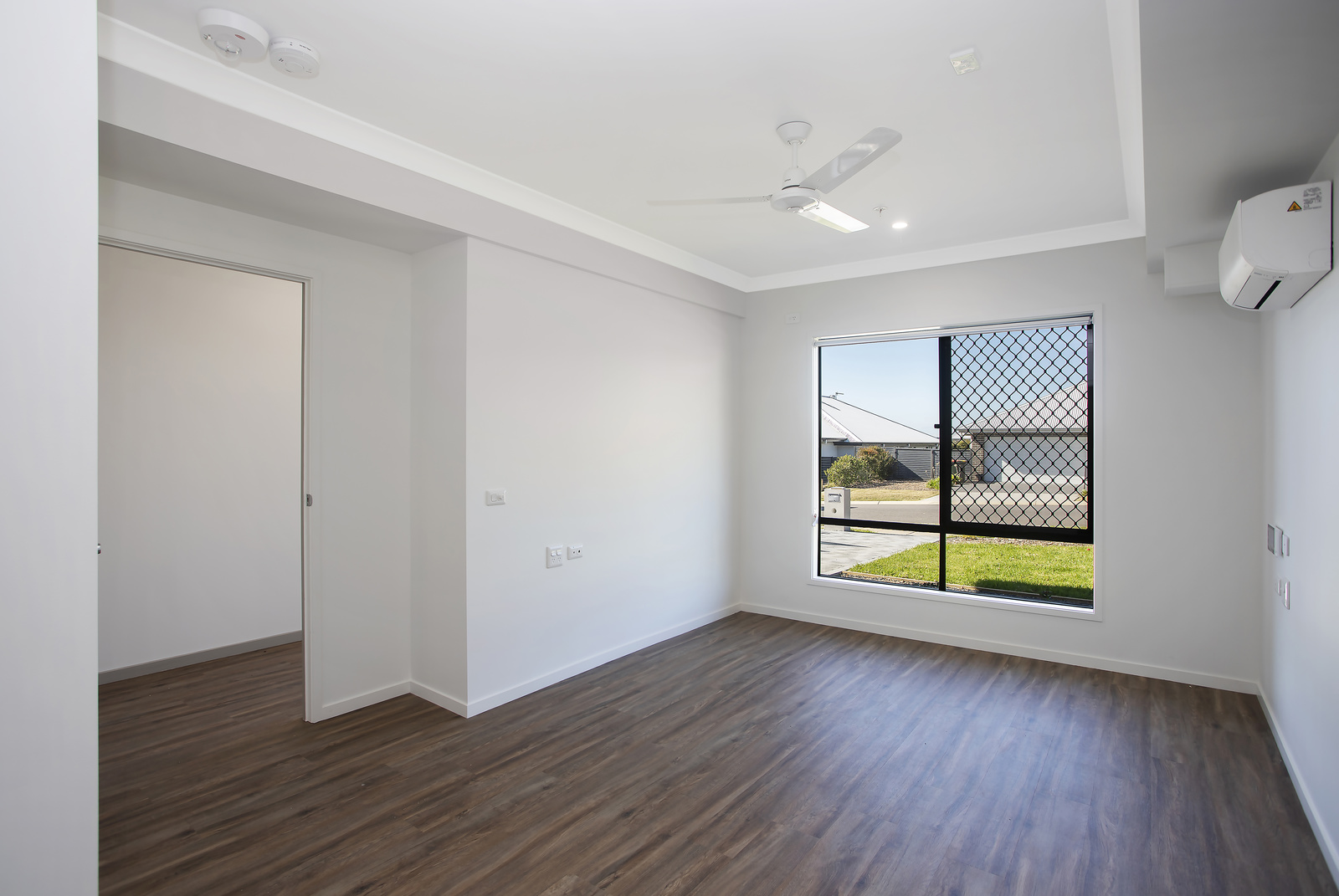 Modern High Physical Support Home in Cessnock – 1 Vacancy Available! — Home image 2