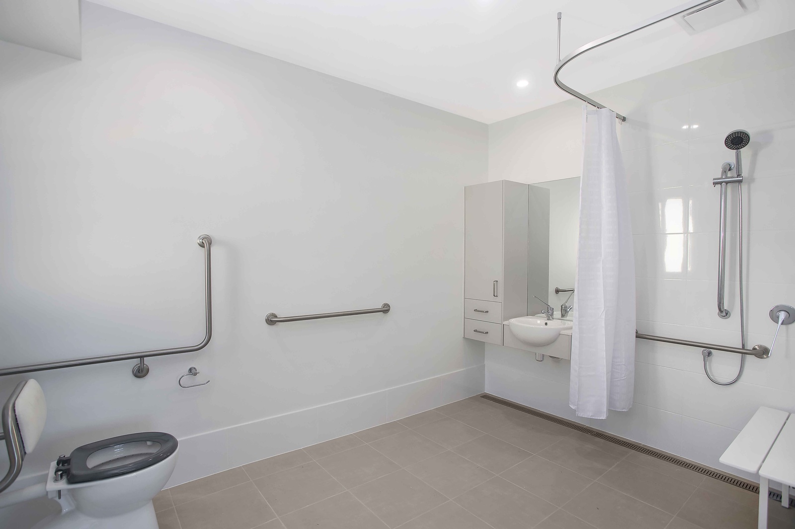 Modern High Physical Support Home in Cessnock – 1 Vacancy Available! — Home image 4