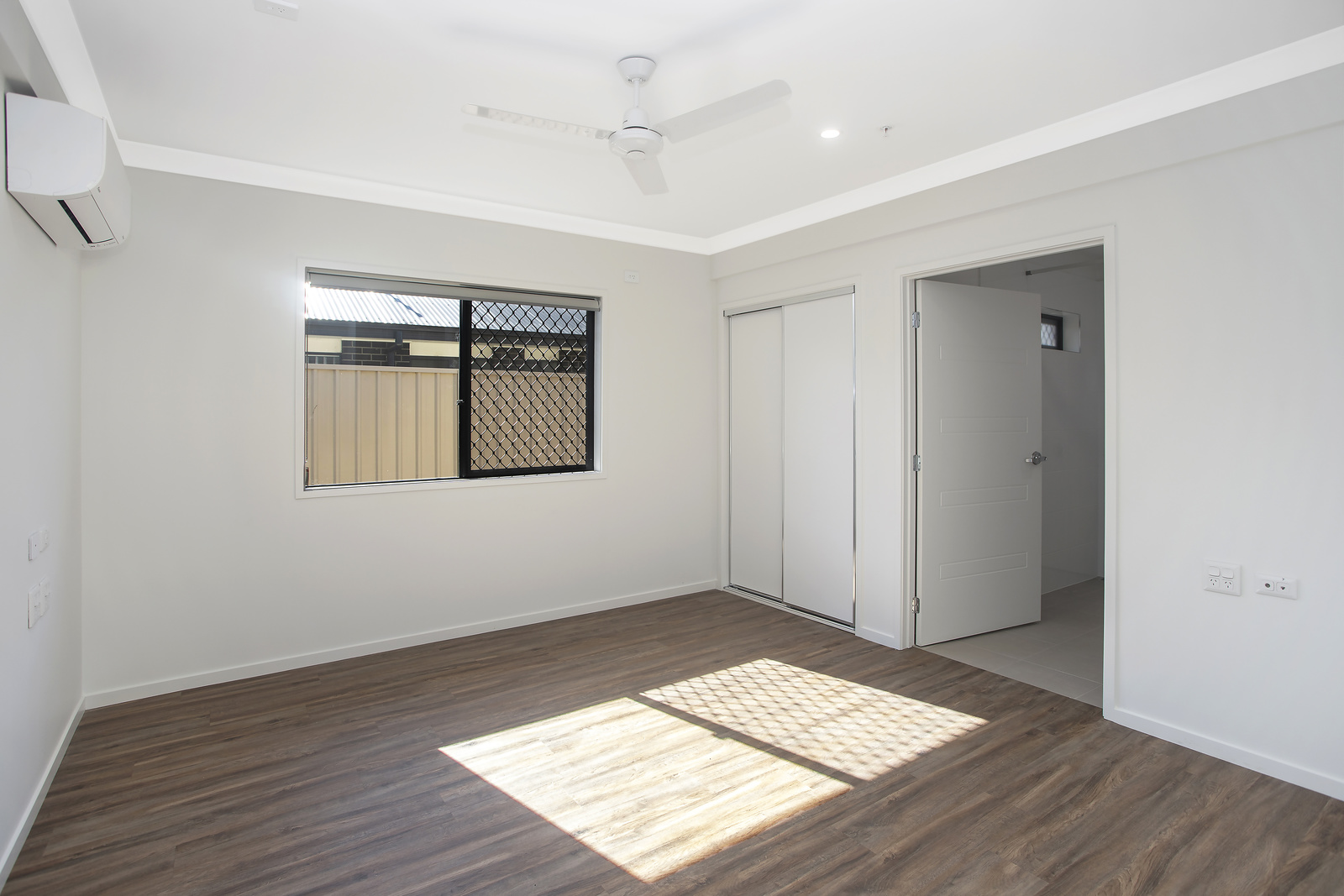 Modern High Physical Support Home in Cessnock – 1 Vacancy Available! — Home image 9