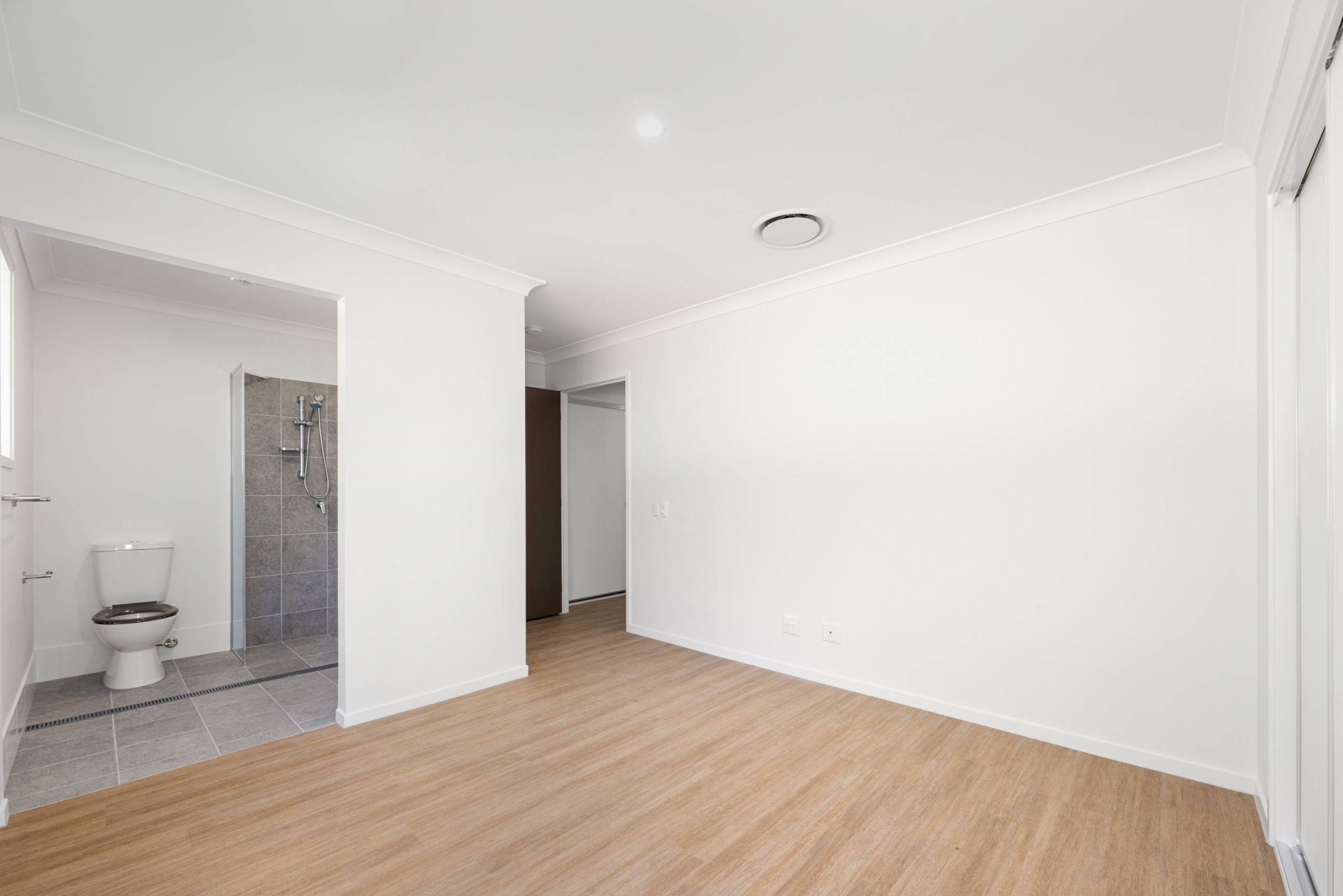 Deebing Heights Ipswich, Qld - Improved Livability House — Home image 11