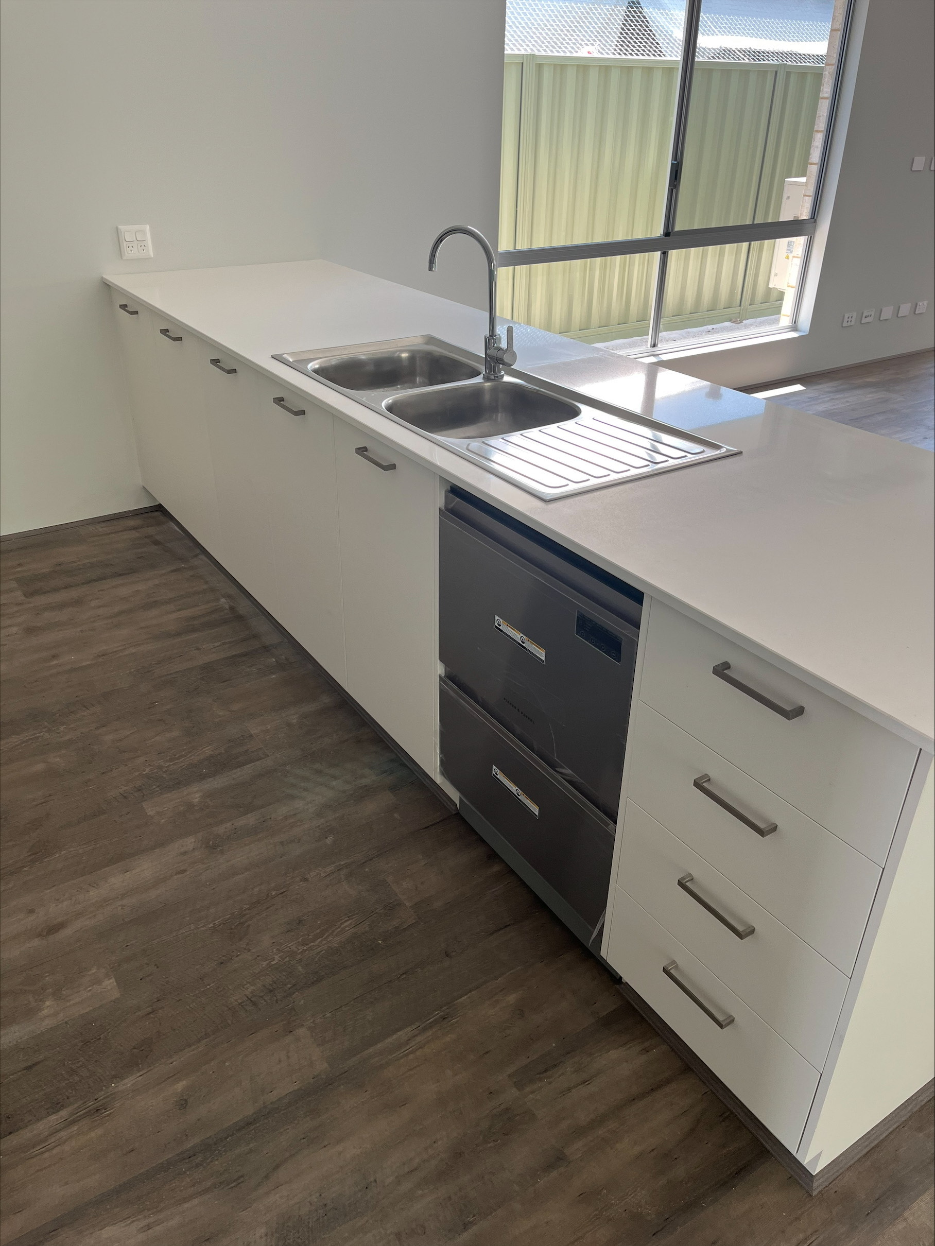 Henley Brook Improved Livability Home - 2 bed — Home image 3
