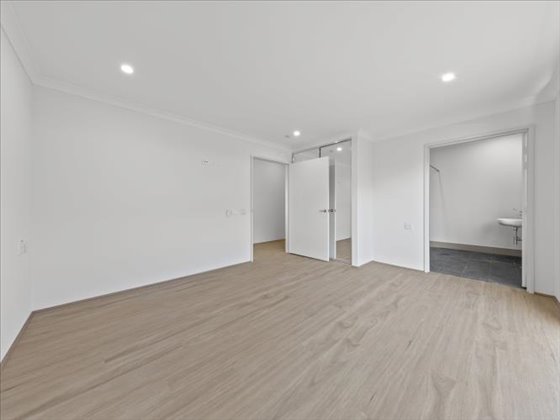 Henley Brook Improved Livability Home - 2 bed — Home image 9