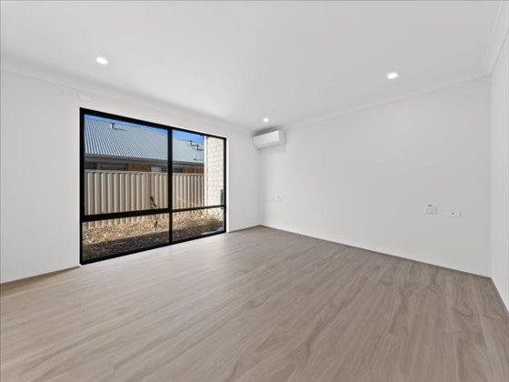 Henley Brook Improved Livability Home - 2 bed — Home image 14
