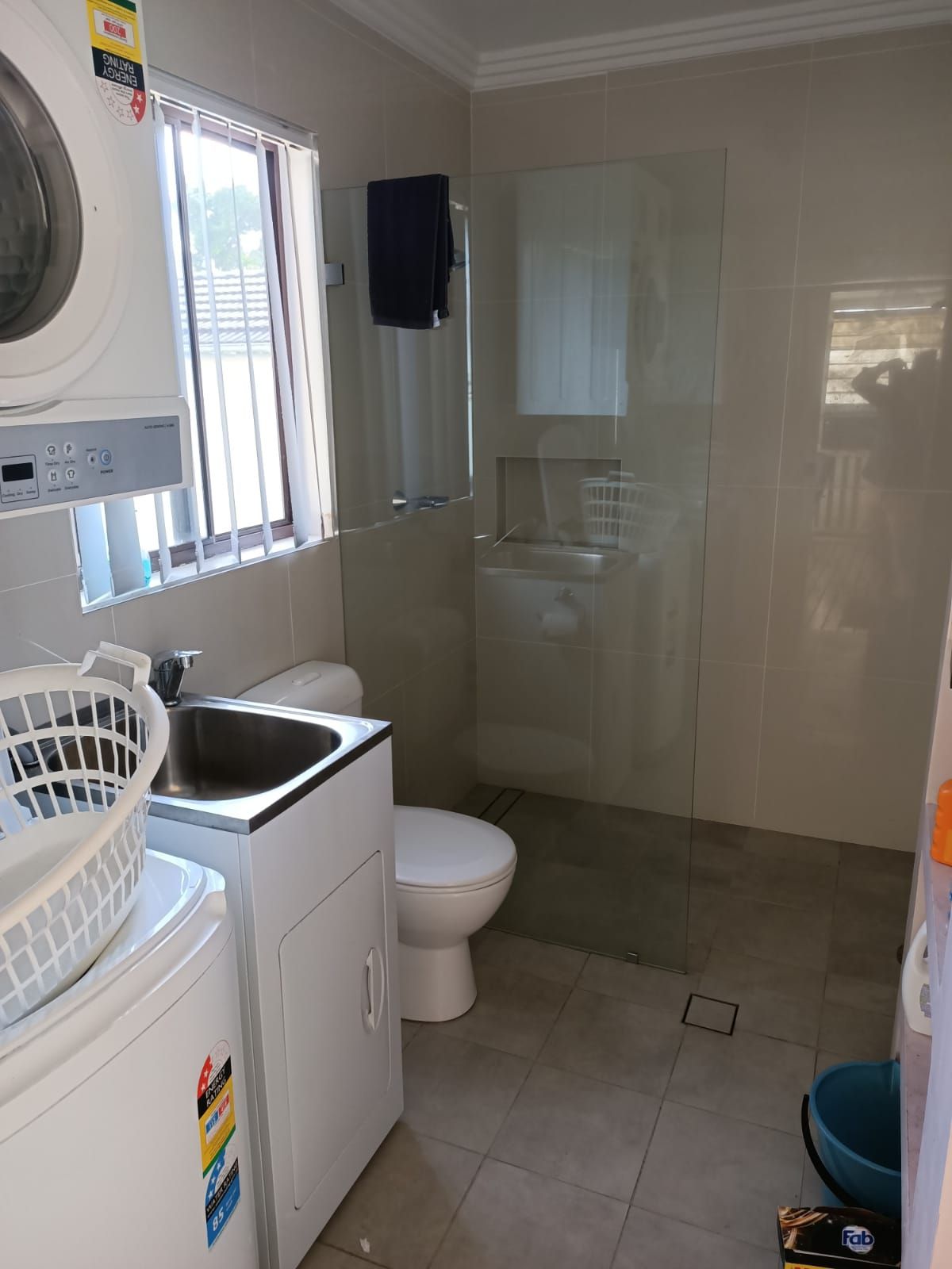 Spacious, Newly Renovated 4 Bedroom house in Guildford — Home image 15